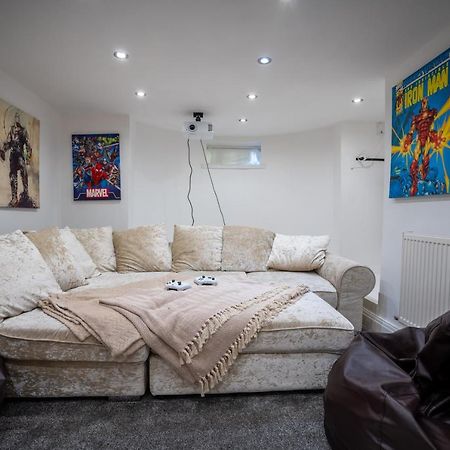 Appartamento Cavendish Cat And Gaming House Blackpool Esterno foto
