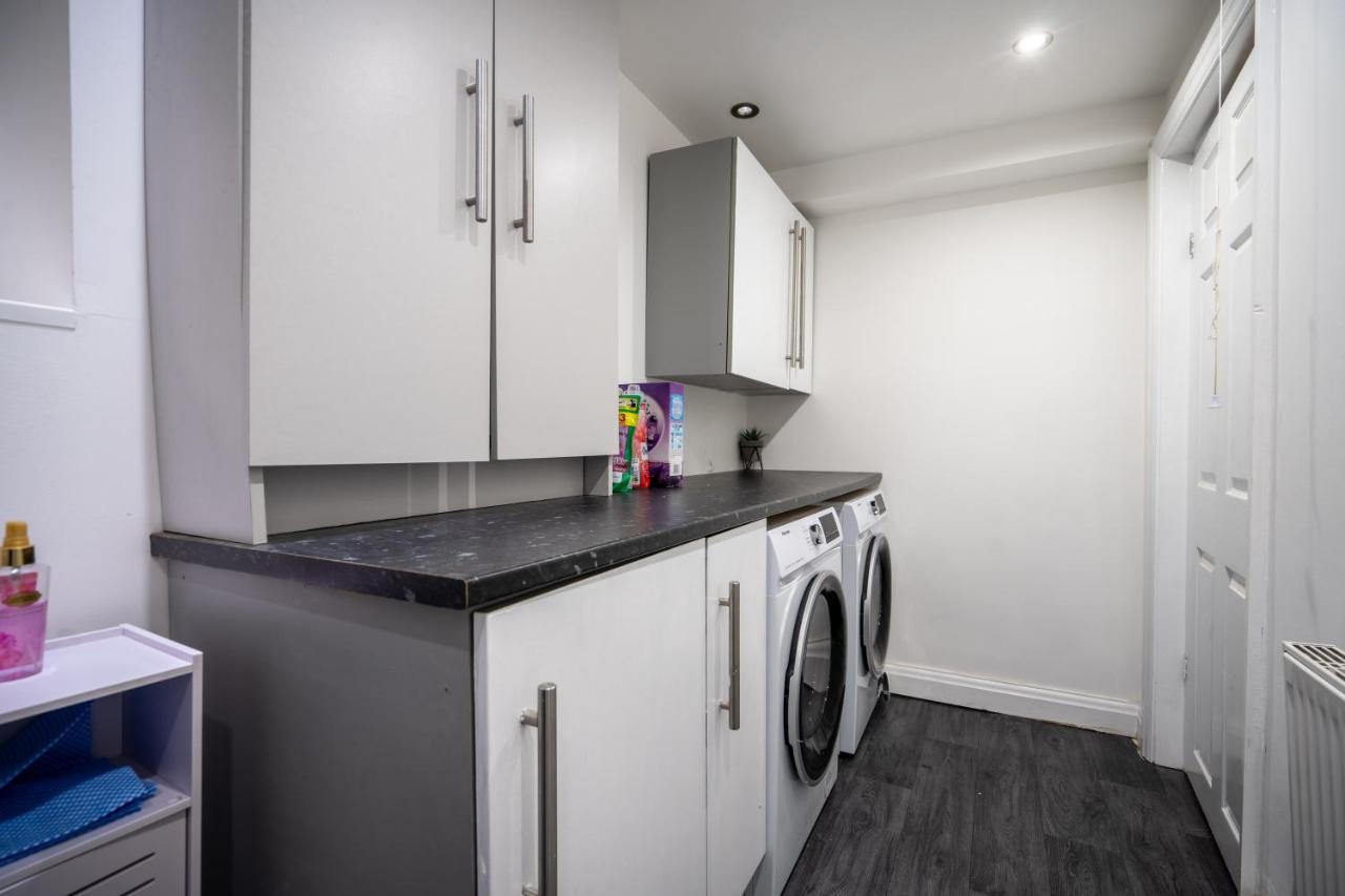 Appartamento Cavendish Cat And Gaming House Blackpool Esterno foto