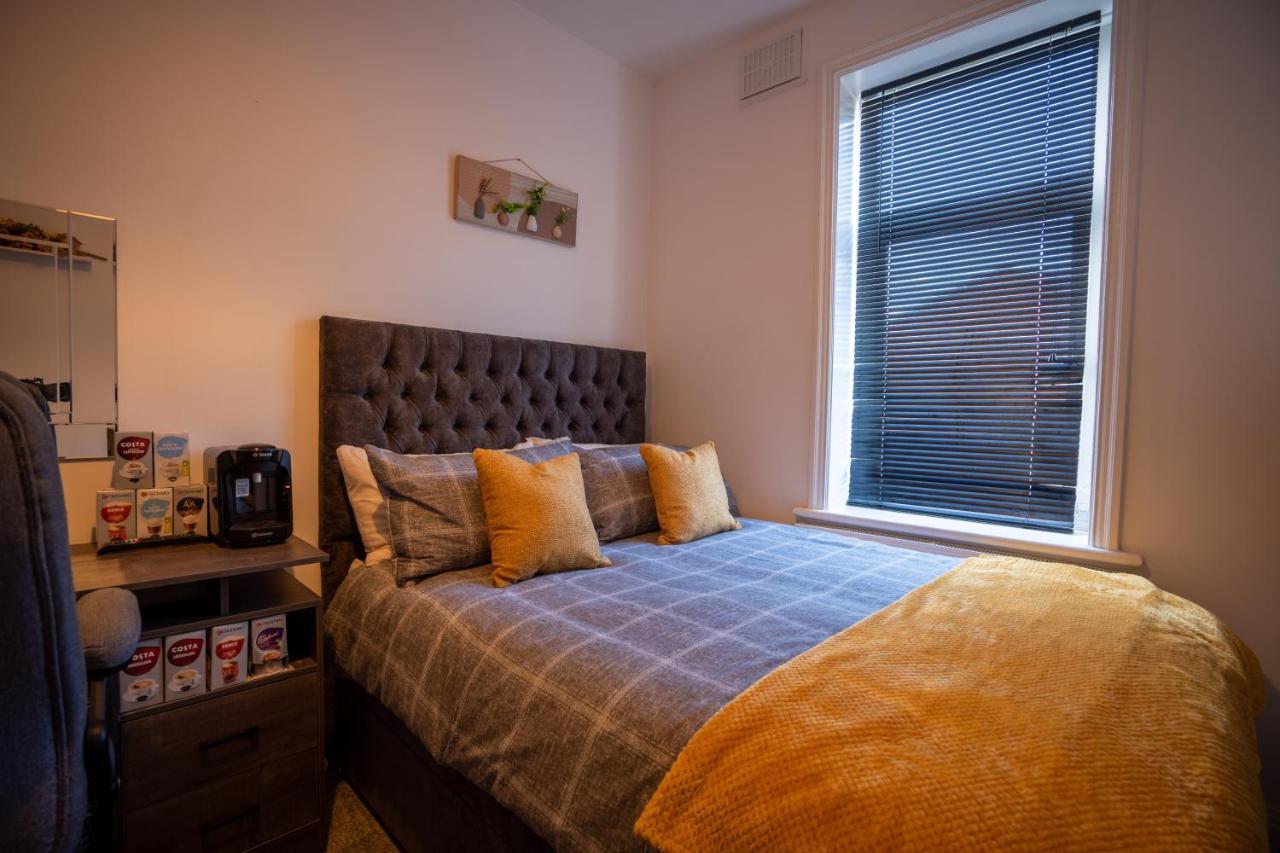 Appartamento Cavendish Cat And Gaming House Blackpool Esterno foto