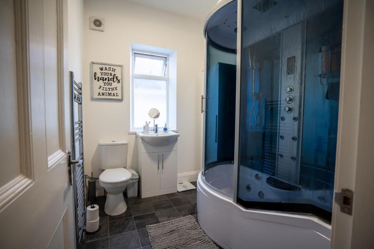 Appartamento Cavendish Cat And Gaming House Blackpool Esterno foto