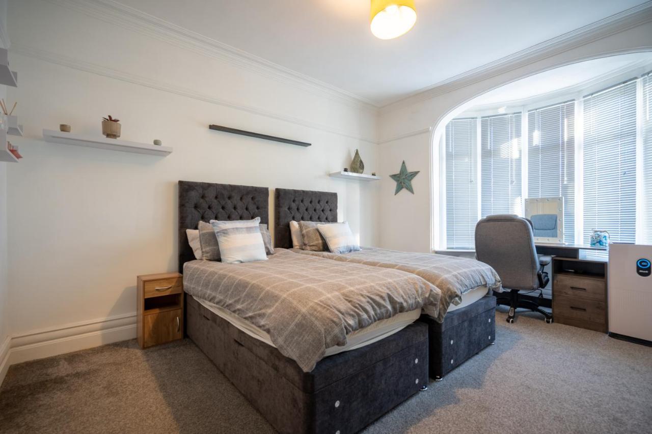 Appartamento Cavendish Cat And Gaming House Blackpool Esterno foto